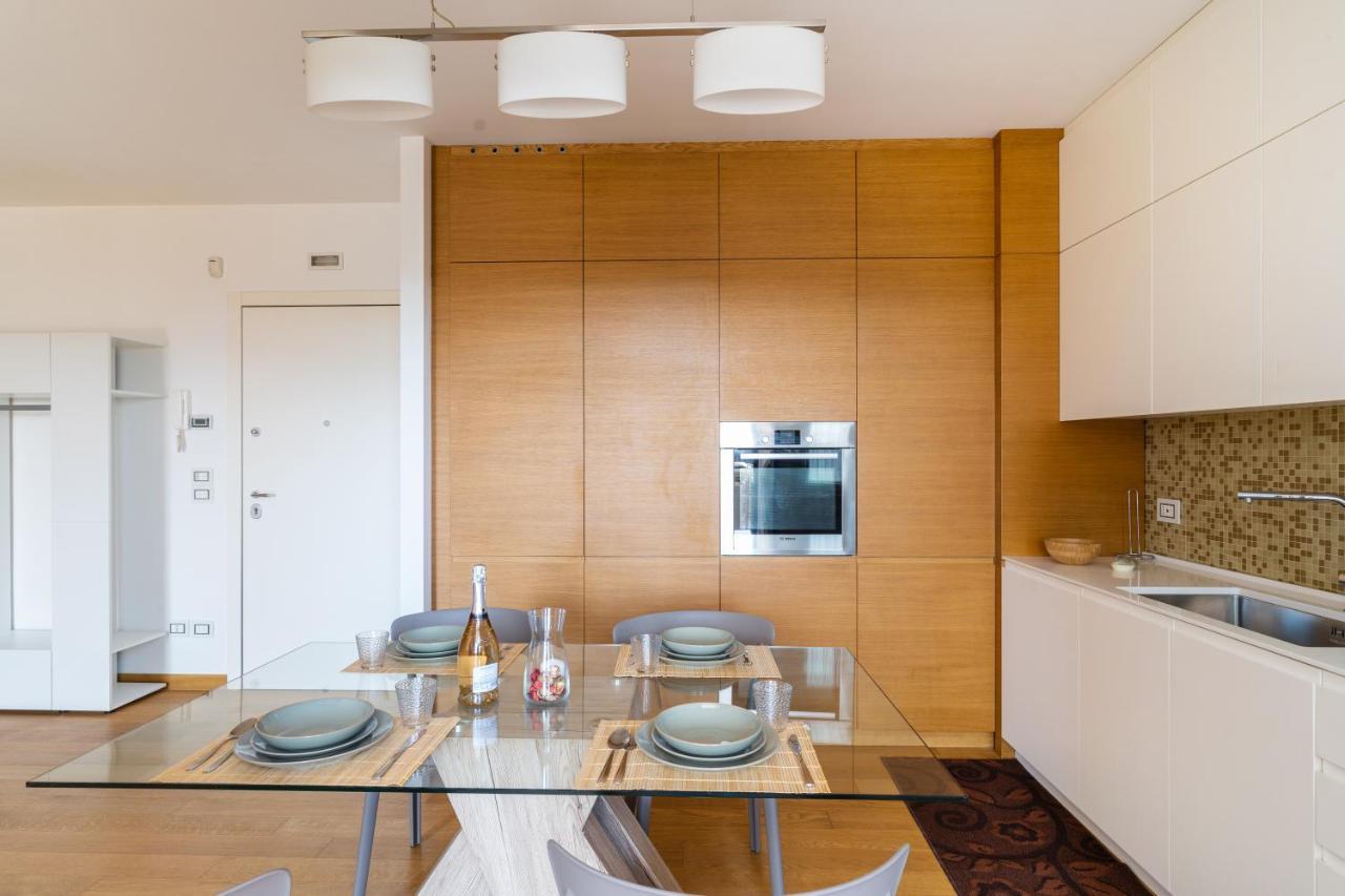 Dimora Montereale Near The Sea Apartment ตรานิ ภายนอก รูปภาพ