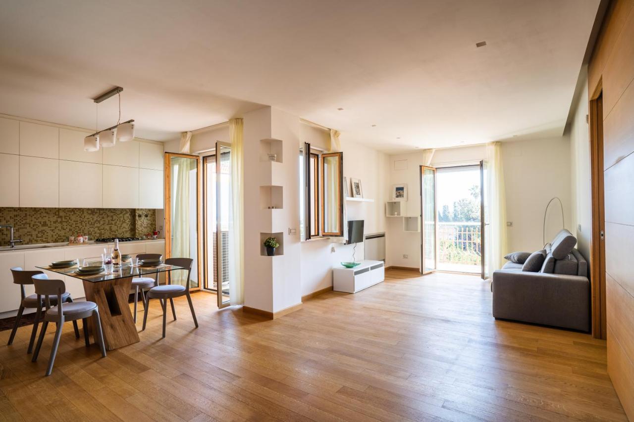 Dimora Montereale Near The Sea Apartment ตรานิ ภายนอก รูปภาพ