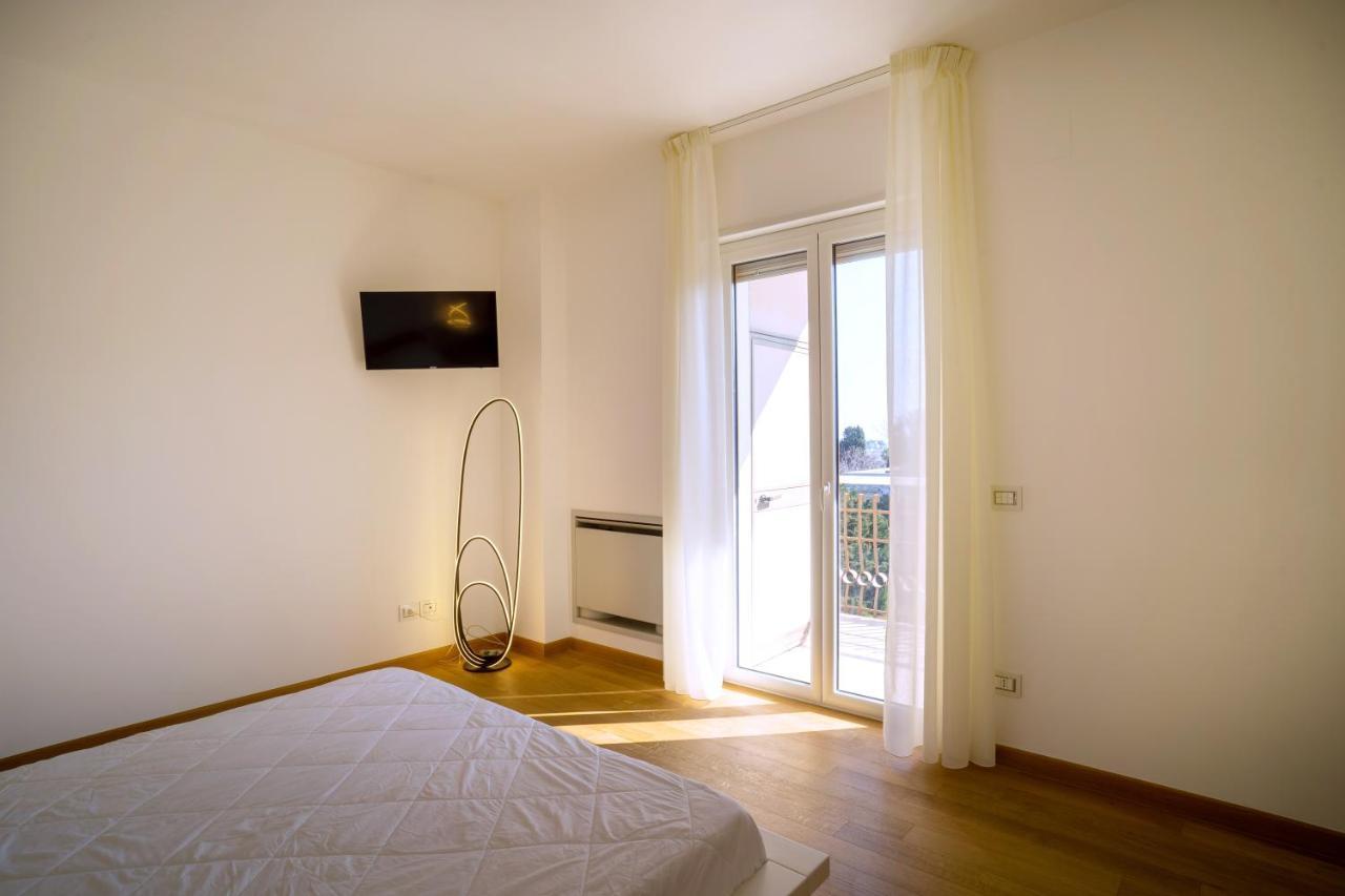 Dimora Montereale Near The Sea Apartment ตรานิ ภายนอก รูปภาพ